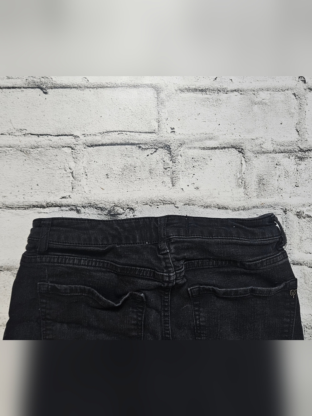 Rachel Roy Denim Black Cutoff Shorts Size 27 Raw Hem Low Rise - Picture 8 of 10